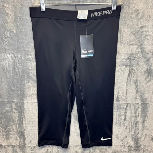 2039 | NWT Nike Pro Dri-FIT Compression‎ Capri Leggings Black Womens M - Image 2