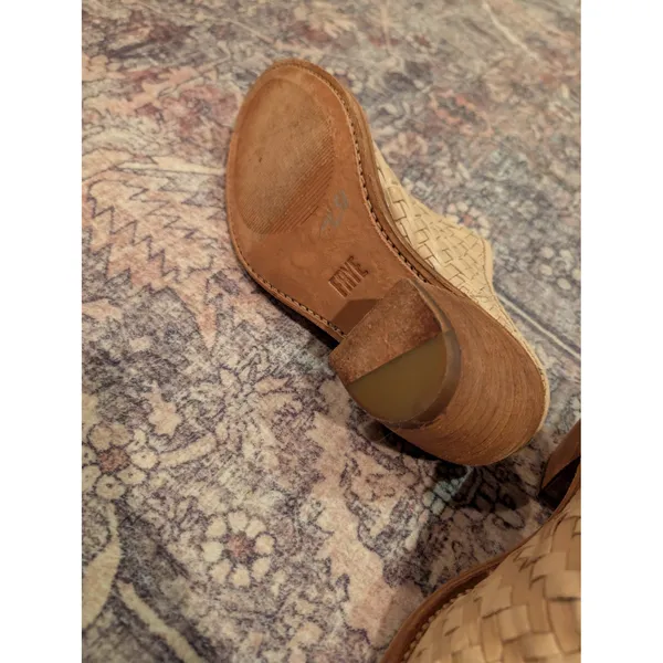 Frye Rosalia Woven Leather Mules Clogs‎ Off White Block Heel 7.5B - Image 7
