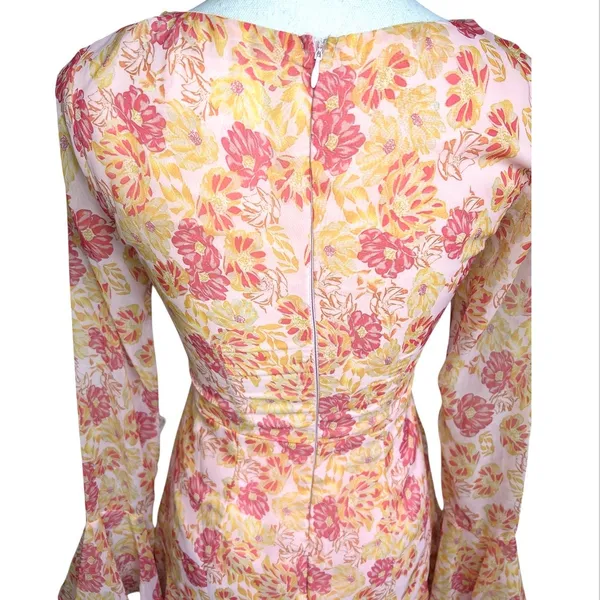 Selfie Leslie Adalia floral bell sleeve mini Dress Pink wedding feminine size S - Image 8
