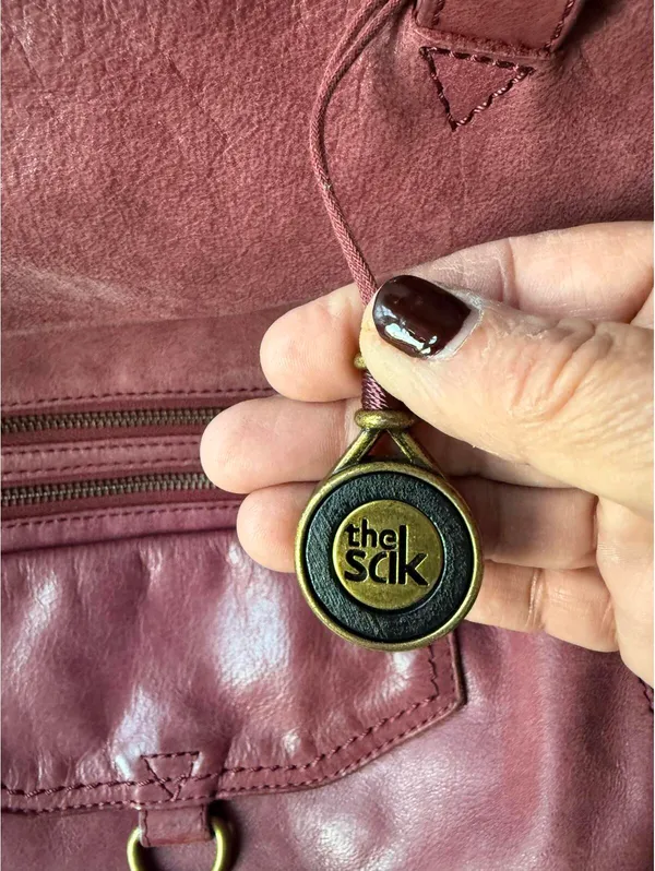 The Sak Vintage Burgundy Leather Tote Bag with Multiple Pockets - Image 5