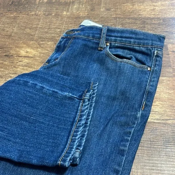 Abercrombie and Fitch straight size 4R Y2K low rise jeans - Image 4