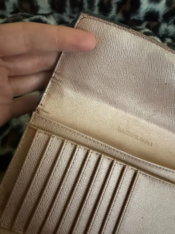 MK Rose Gold Wallet - Image 6