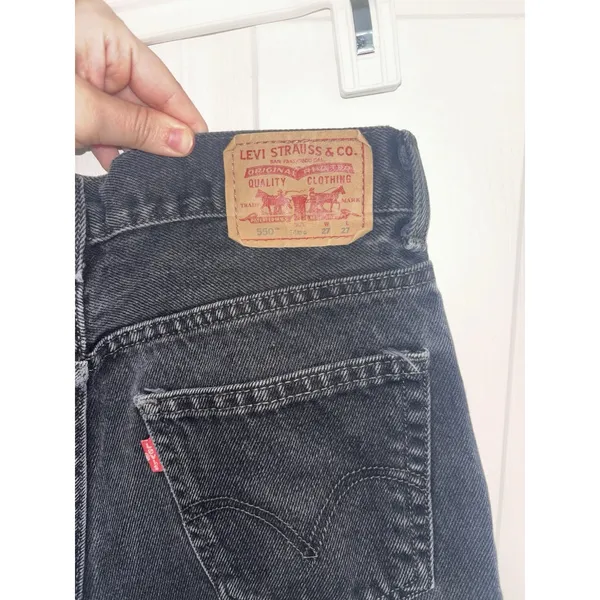 Levi’s Women’s 550 Black Denim Cut Off Shorts 27 Grunge Festival Beach Raw Hem - Image 3
