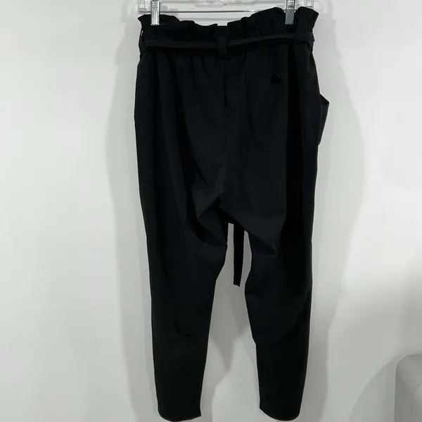 Athleta Skyline Paperbag pants with tie - Image 4