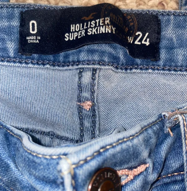 Hollister Jeans - Image 3