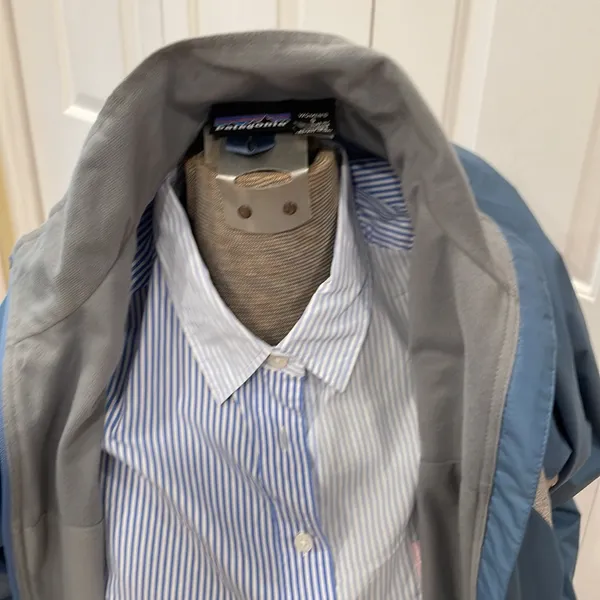 Patagonia vintage blue/gray fleece lined full zip lightweight jacket - Image 10