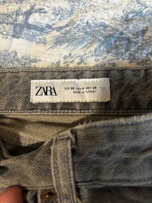 ZARA Mid Rise Jeans - Image 4