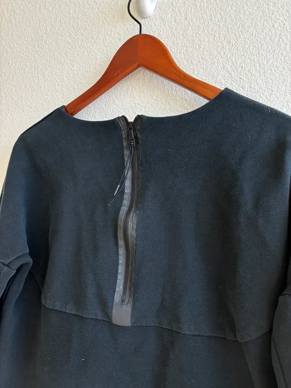 Nike Black  Long Sleeve - Image 7
