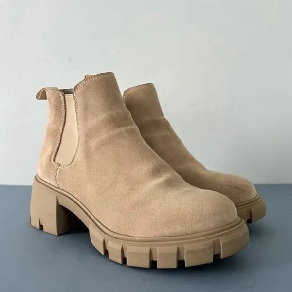 Steve Madden Howler Sand Suede Chelsea‎ Lug Sole Ankle Boots - Image 2