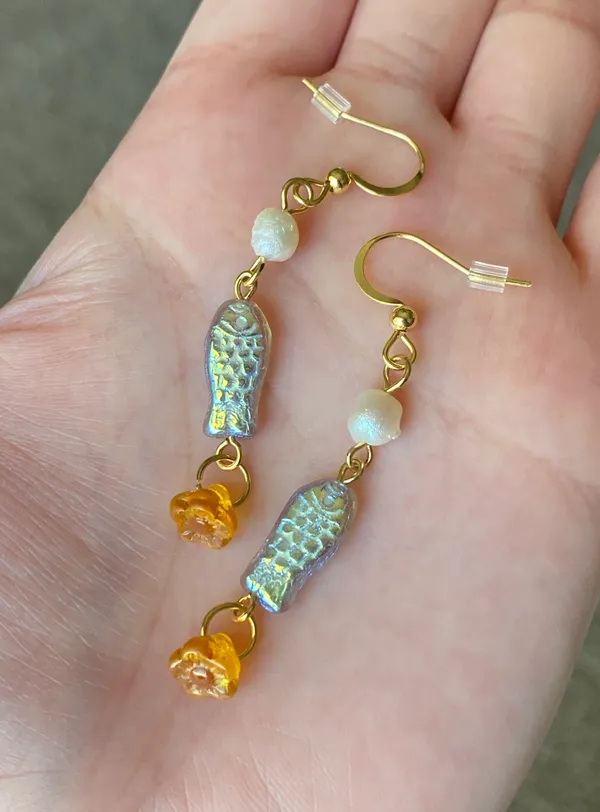 quality Czech glass beads fish unique dangle earrings⭐️🐟💕 - Image 6