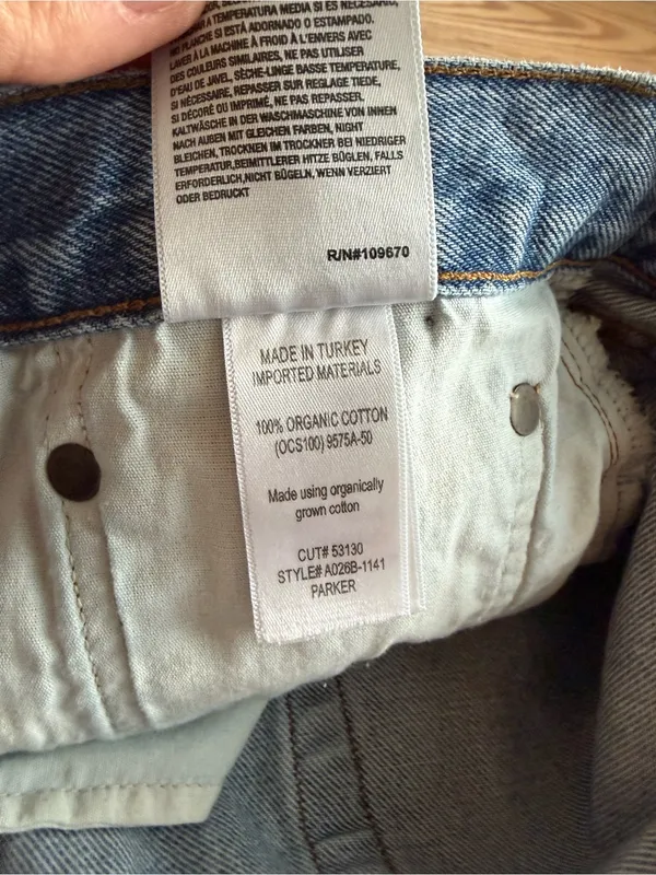 AGOLDE Denim Shorts size 32 - Image 5