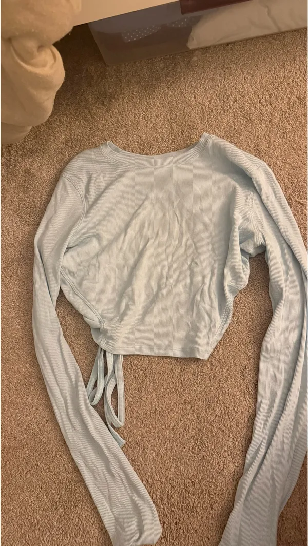 Lululemon Ribbed Long Sleeve Top - Image 2