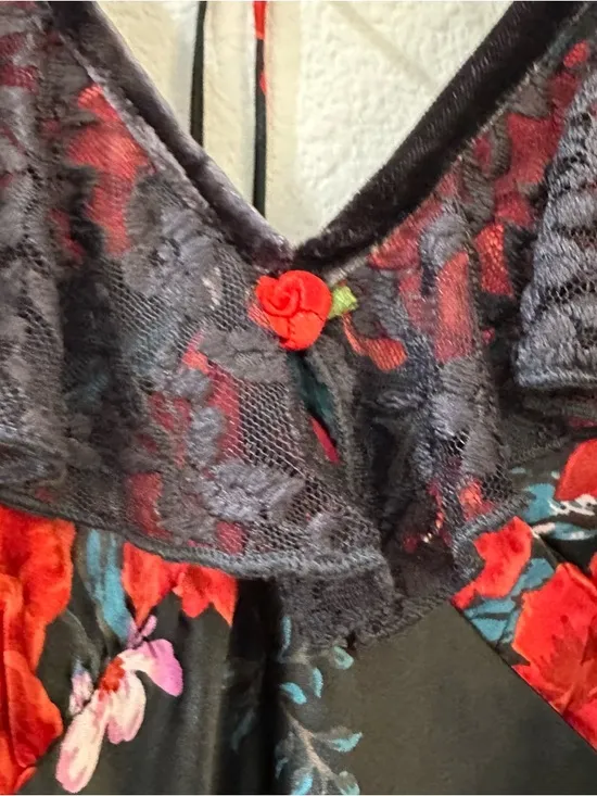 Free People Warm‎ Hearts Satin Midi Dress Size XS Lace Floral Dainty Romantic - Image 9