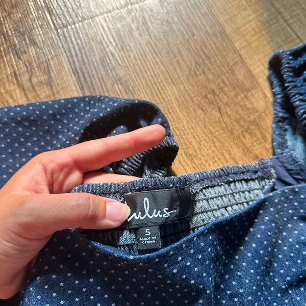 LULU’S Like A Classic Dark Wash Polka Dot Denim Puff Sleeve Crop Top - Image 4