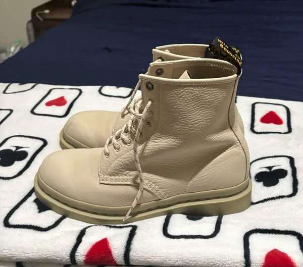 Men’s Tan Dr. Martens Lace-Up Ankle Boots - Image 2