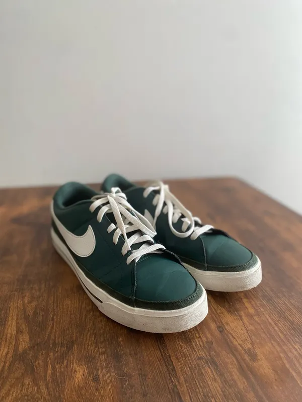 Nike Men's Dark Green and White Low-Top Sneakers - Image 4