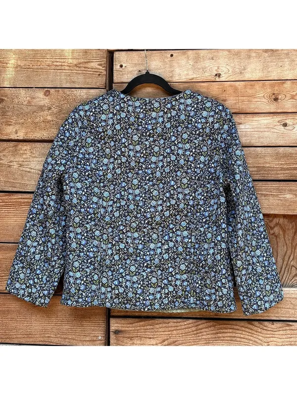 Reversible Quilted Floral Jacket with Blue and Green Patterns - Image 2