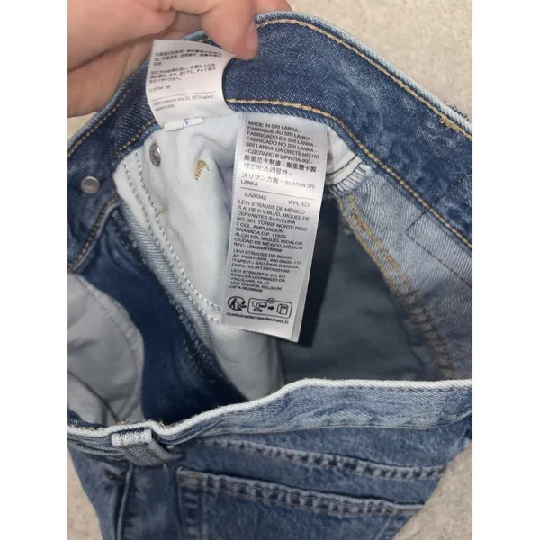 Levi's Shorts‎ 24 High Waisted Mom Women's Jean Jorts High Rise Blue - Image 3