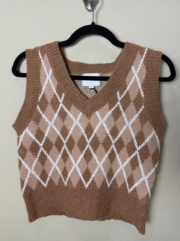 Pink Rose Tan Neutral Argyle Sweater Vest Top Size Small - Image 2