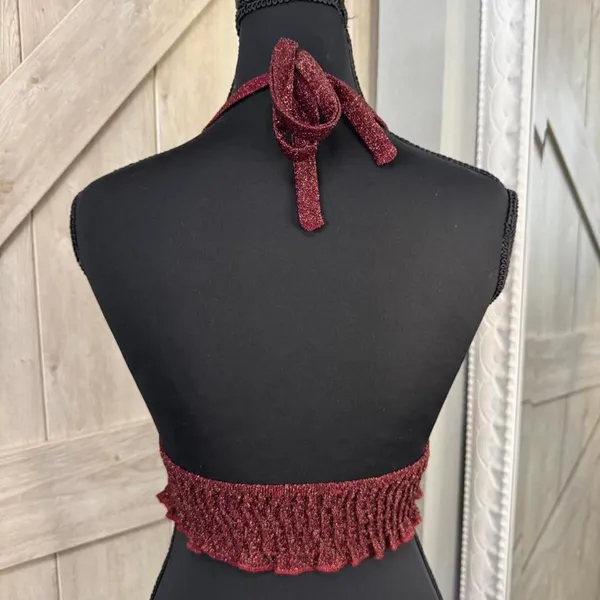 Subdued burgundy glitter halter crop top with ruffled hem, size S - Image 4
