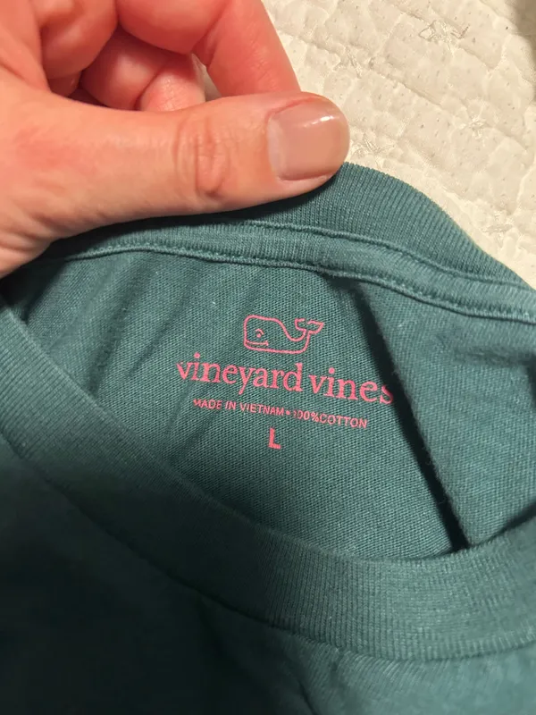 Vineyard Vines Long Sleeve T-Shirt Christmas - Image 3