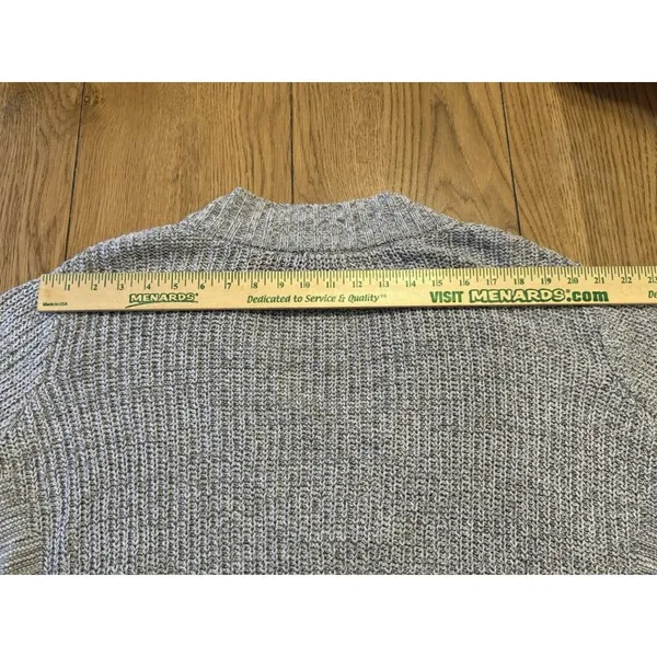 Anthropologie Silence + Noise Knit Side Slit Step Hem V Neck Sweater Size Medium - Image 8