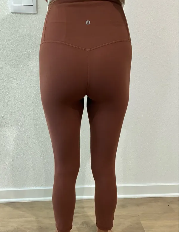 Keyhole Lululemon Leggings - Image 8