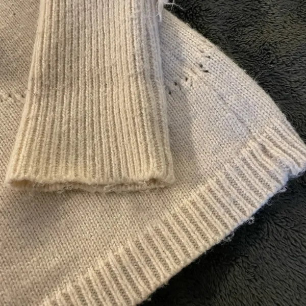 Fringe sweater - Image 9