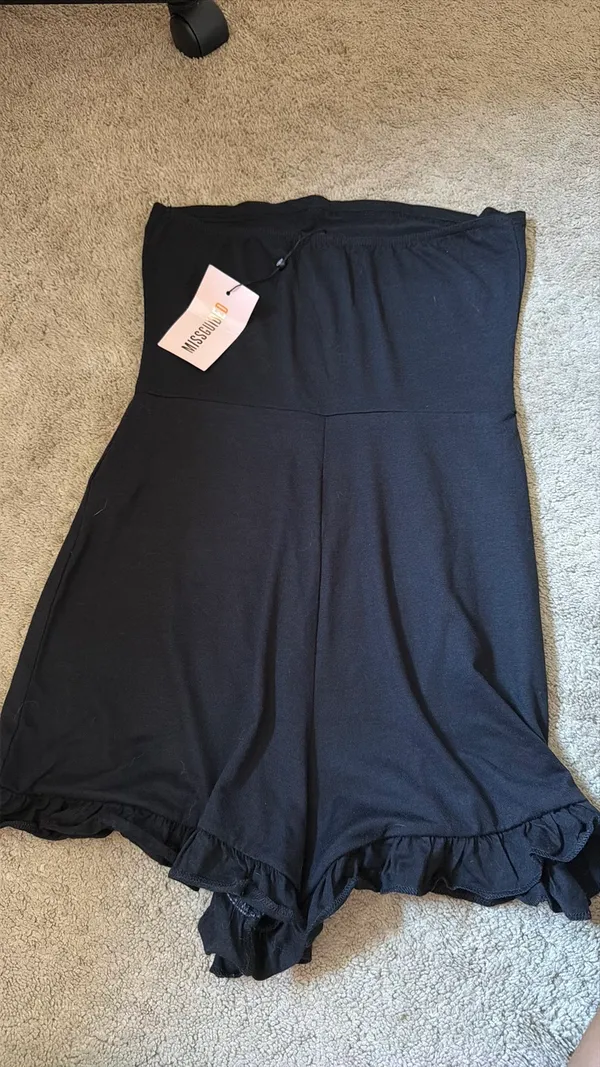 NWT  black strapless romper ⭐️ size 4 - Image 2