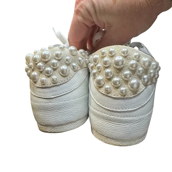 Gianni Bini Shoes Womens Size 7 White Pearl Embellished Low Top Leather Sneakers - Image 7