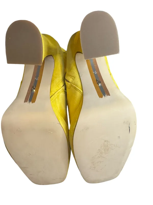 Jaye Platform Suede Boots Size 7.5 Sunny Yellow Color. - Image 6