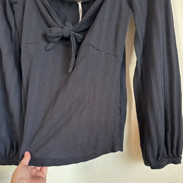 Free People Black Square Tie Neck Blouse - Image 8