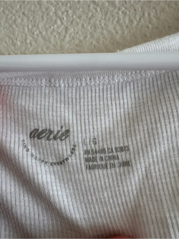 NWT aerie White Henley Tank Top - Image 2