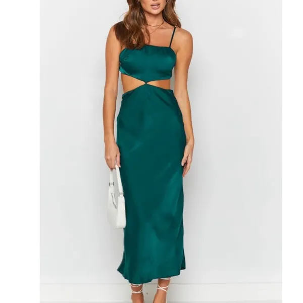 Beginning boutique forgiveness cut out satin dress in emerald - Image 11