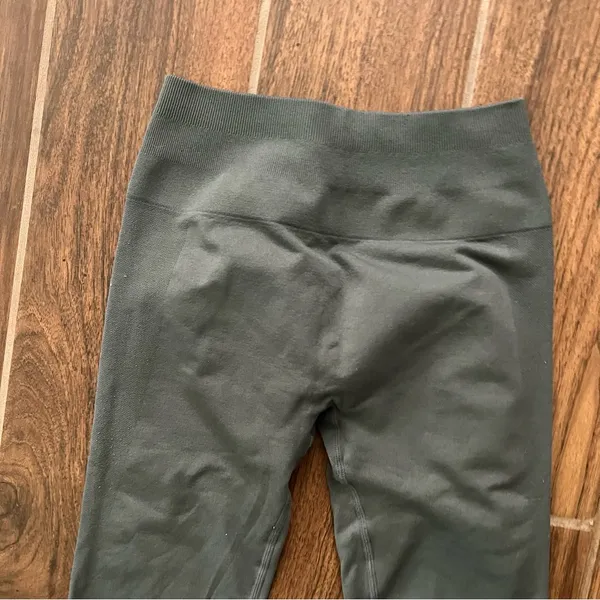 Gray Aurola leggings - Image 2