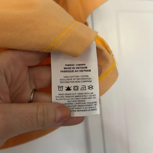 Nike orange cropped pocket front t shirt size M - Image 6
