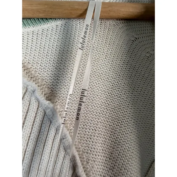 Lululemon Peace Of Mind Wrap Heathered White Ribbed Knit Hooded Cardigan size 10 - Image 10