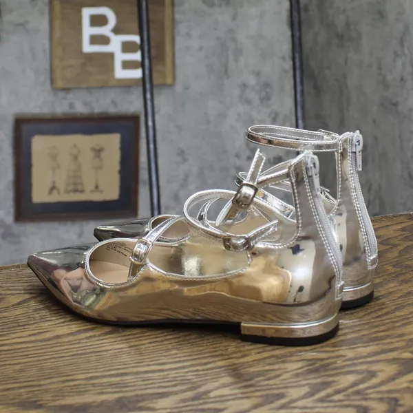 NWT INC International Concepts Valan Triple-Strapped Flats Silver Gray 8.5M - Image 3