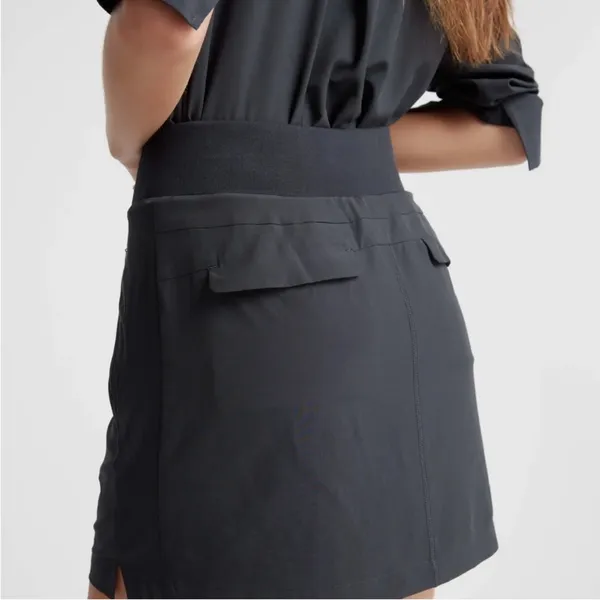 Quince Performance Tech Skort Black - Image 3