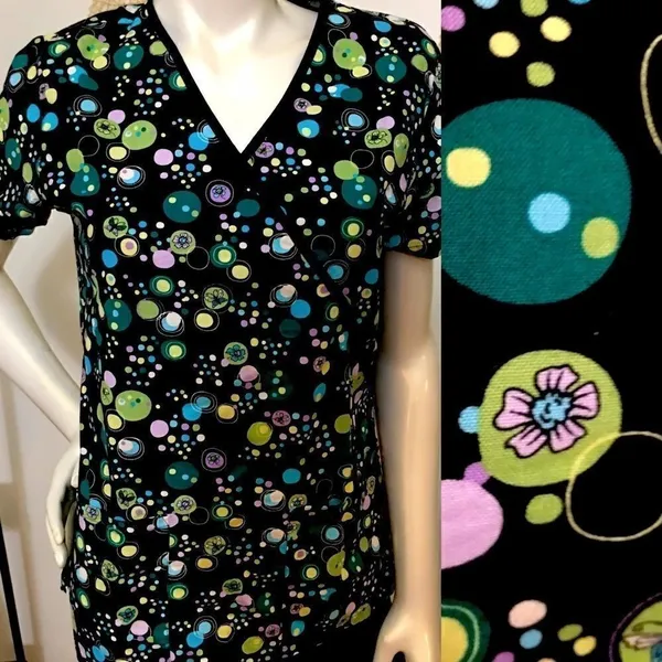 HQ Scrub Top! Super Cute‎ Black Size XS - Image 2