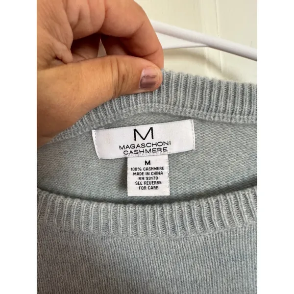 M Magaschoni blue gray cashmere crewneck sweater size medium - Image 2
