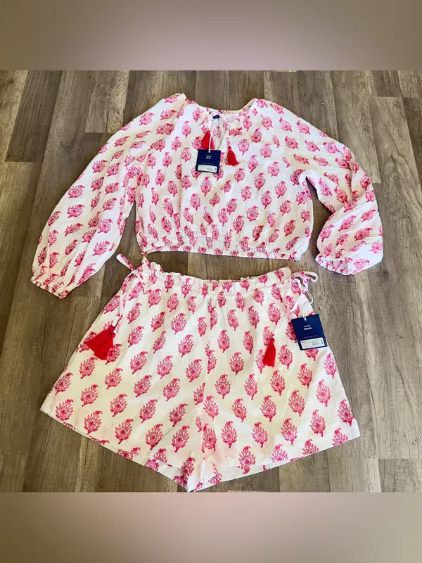 Roller Rabbit x Target Bouquet Side-Tie Beach set Pull-On Shorts & Top - Image 9