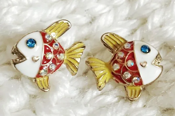 Icing MERMAIDMERCHANT Boutique Nautical Jeweled Fish Enameled Stud Earrings - Image 9