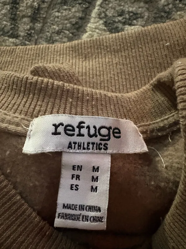 Refuge sweater - Image 2