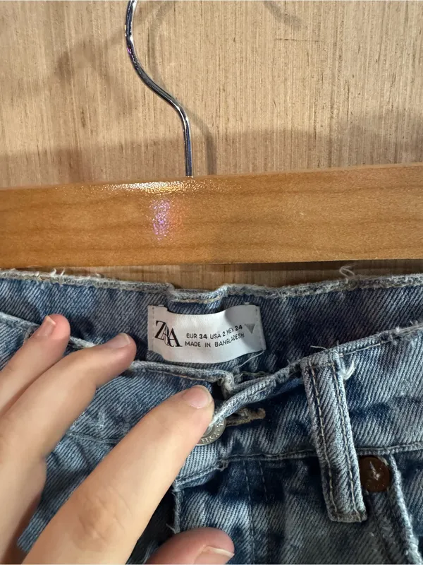 Zara High Rise Button Fly Light Wash Straight Jeans Size 2 - Image 3