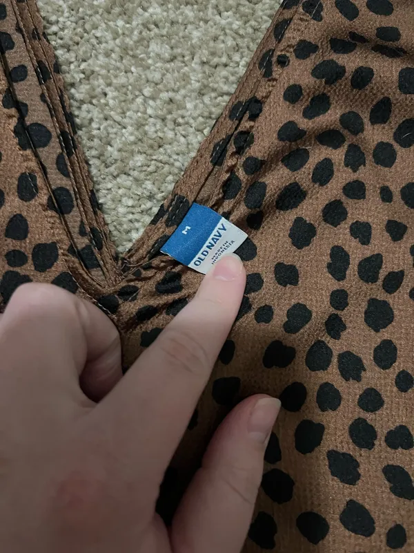 Old navy tank - Image 2