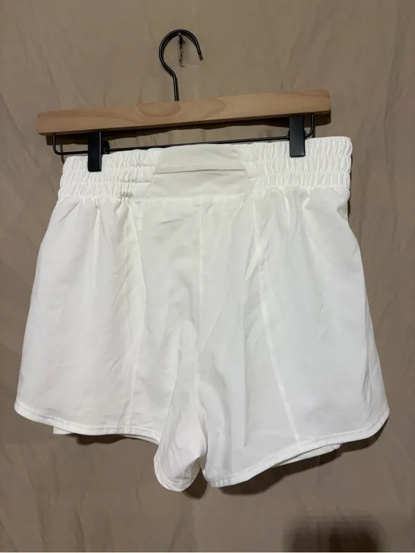 Nike shorts - Image 2