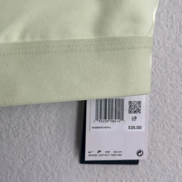 Nike Moisture-Wicking Racerback Sports Bra in Pistachio Green, NWT, Size 1X - Image 4