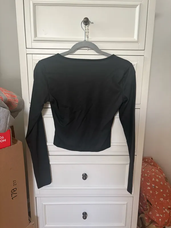 Shein Black Long Sleeve - Image 2