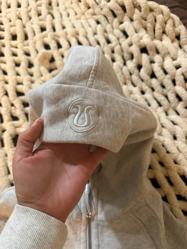 Lululemon Scuba Half-Zip Hoodie M/L - Image 3